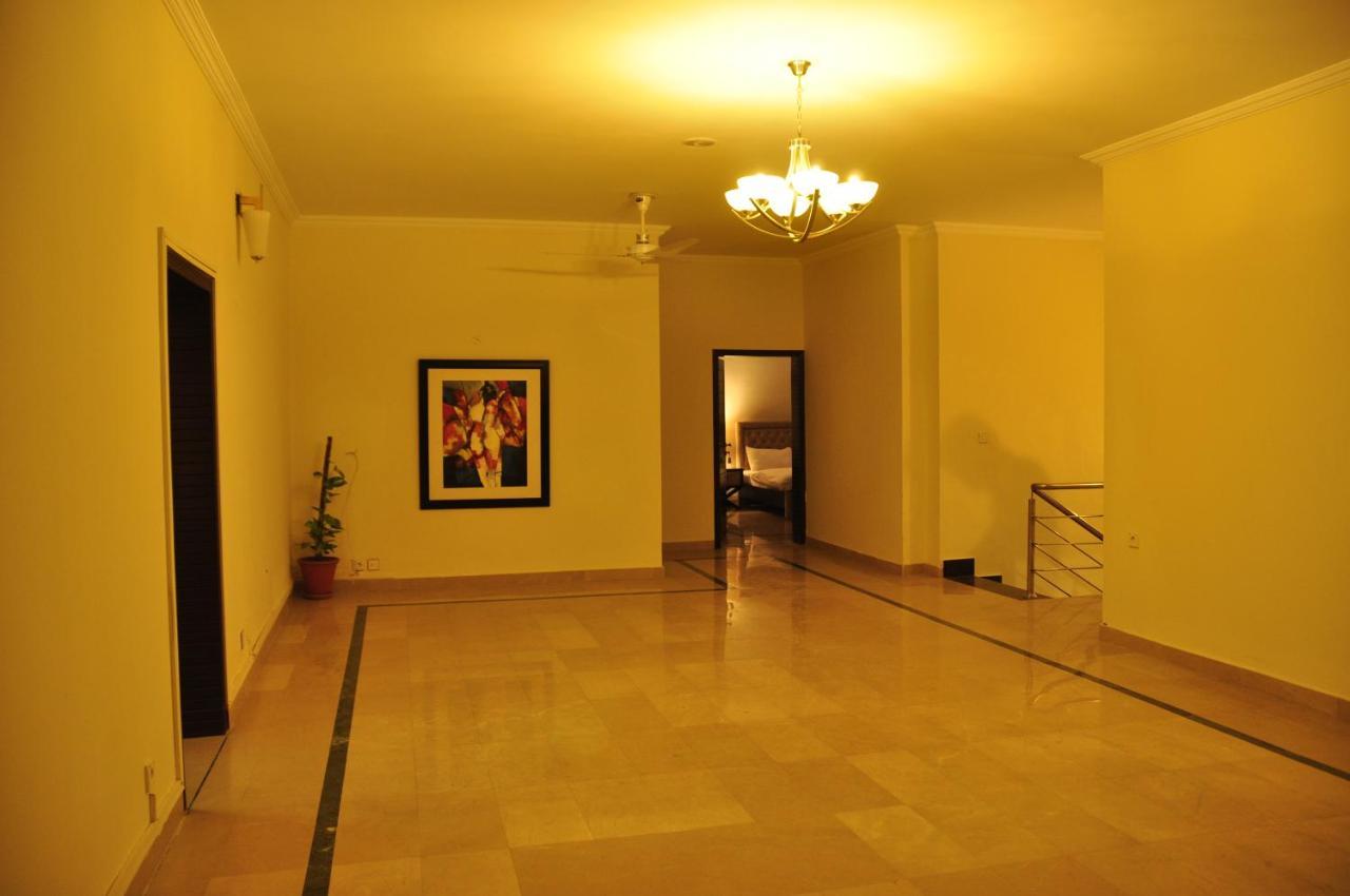 Reina Boutique Hotel - G6/3 Islamabad Exteriör bild